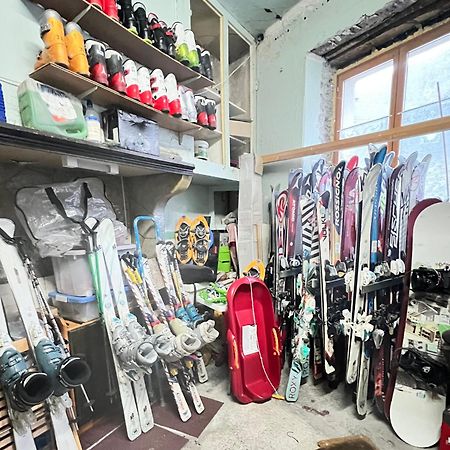 L'Astazou "Pret Gracieux Du Materiel De Ski" Au Studio Lägenhet Luz-Saint-Sauveur Exteriör bild